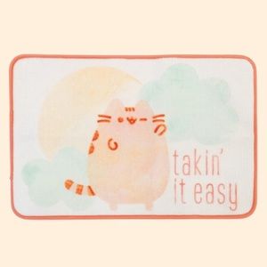 Pusheen floor mat
